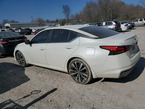 1N4BL4CV2LC248774 2020 NISSAN ALTIMA - Image 2