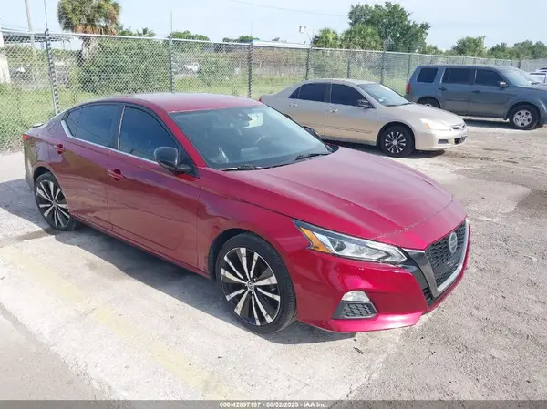 1N4BL4CV2LC266921 2020 NISSAN ALTIMA - Image 1