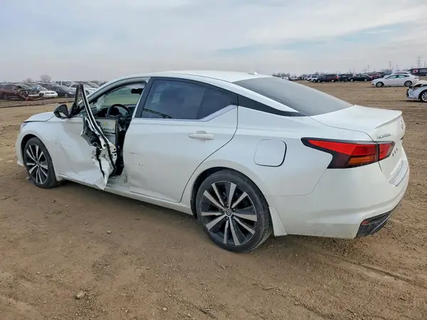 1N4BL4CV2LC286215 2020 NISSAN ALTIMA - Image 2