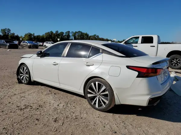 1N4BL4CV2LN305219 2020 NISSAN ALTIMA - Image 2