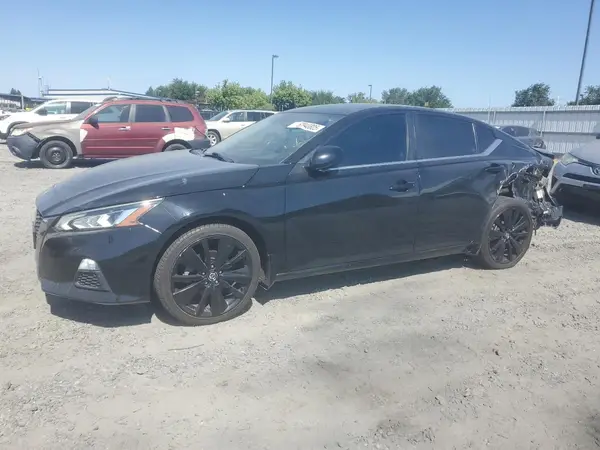 1N4BL4CV2LN311702 2020 NISSAN ALTIMA - Image 1