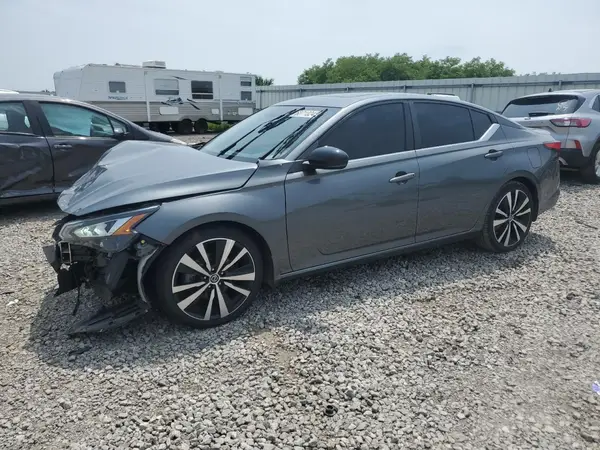 1N4BL4CV2LN318780 2020 NISSAN ALTIMA - Image 1