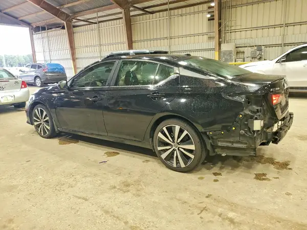 1N4BL4CV2LN319556 2020 NISSAN ALTIMA - Image 2