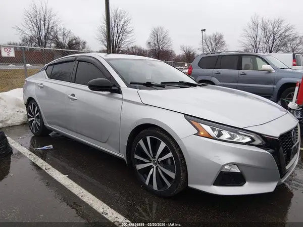 1N4BL4CV2MN305514 2021 NISSAN ALTIMA - Image 1