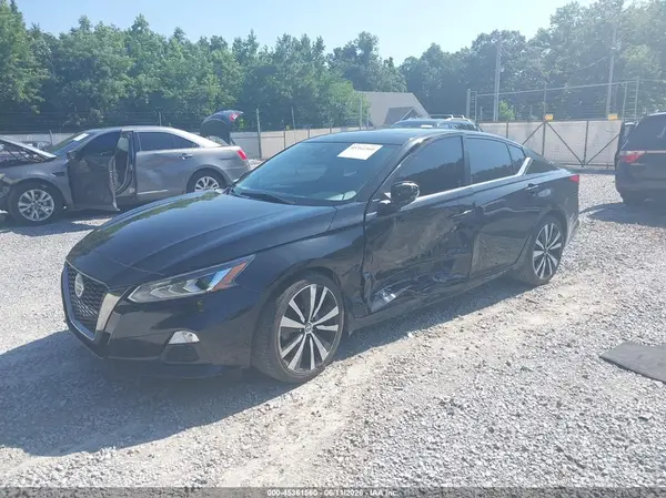1N4BL4CV2MN312866 2021 NISSAN ALTIMA - Image 2
