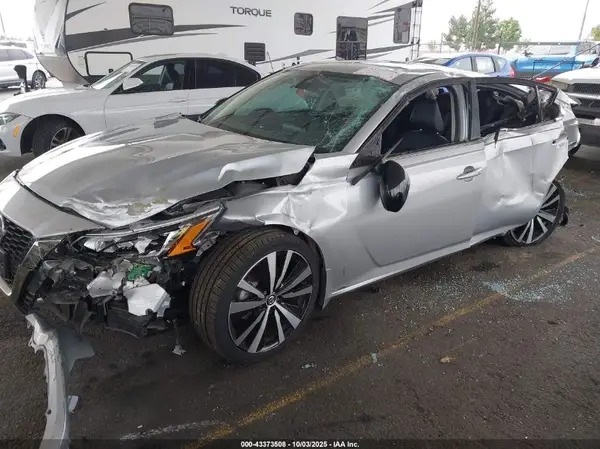 1N4BL4CV2MN313709 2021 NISSAN ALTIMA - Image 2
