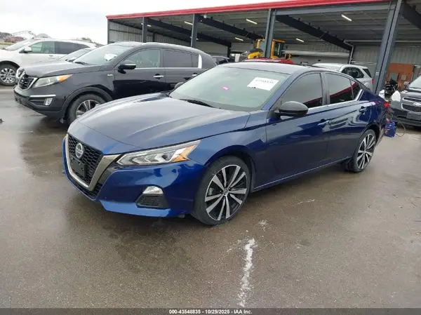 1N4BL4CV2MN313922 2021 NISSAN ALTIMA - Image 2