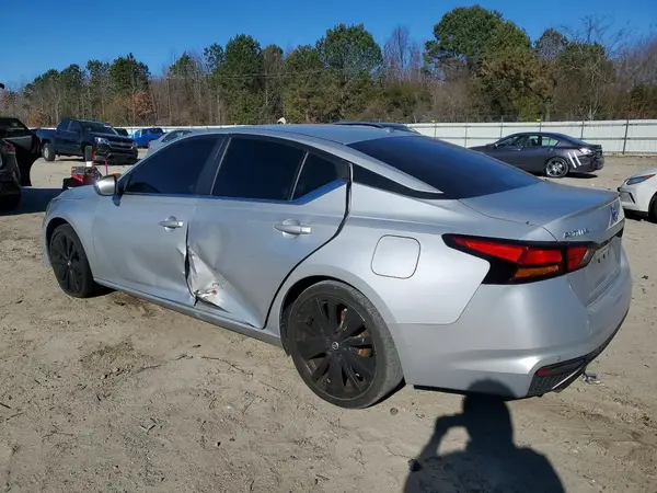 1N4BL4CV2MN318683 2021 NISSAN ALTIMA - Image 2