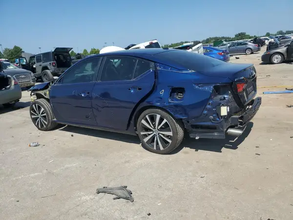 1N4BL4CV2MN329425 2021 NISSAN ALTIMA - Image 2