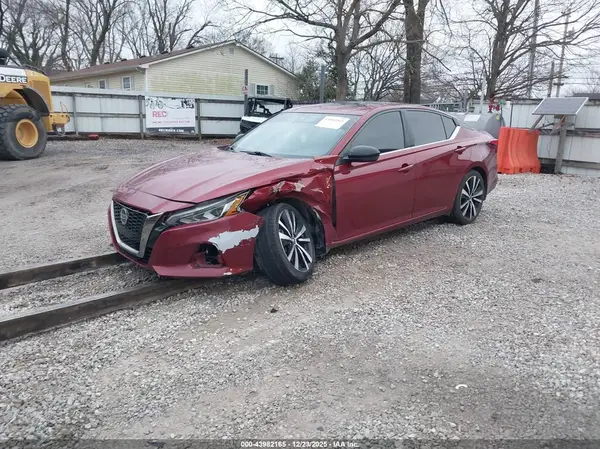 1N4BL4CV2MN341624 2021 NISSAN ALTIMA - Image 2
