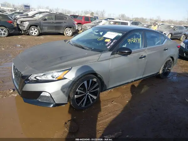 1N4BL4CV2MN346452 2021 NISSAN ALTIMA - Image 2
