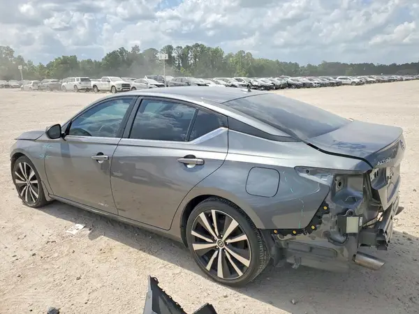 1N4BL4CV2MN358052 2021 NISSAN ALTIMA - Image 2