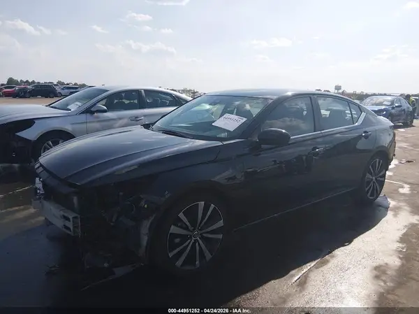 1N4BL4CV2MN360089 2021 NISSAN ALTIMA - Image 2