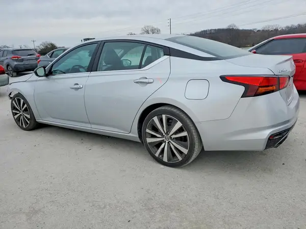 1N4BL4CV2MN361100 2021 NISSAN ALTIMA - Image 2