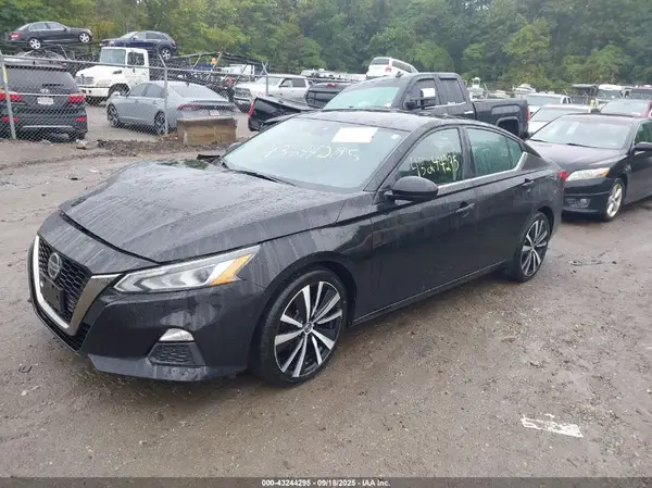1N4BL4CV2MN374056 2021 NISSAN ALTIMA - Image 2