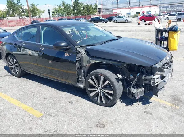 1N4BL4CV2MN378382 2021 NISSAN ALTIMA - Image 1