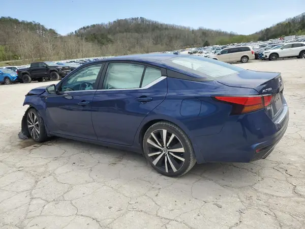 1N4BL4CV2MN382092 2021 NISSAN ALTIMA - Image 2