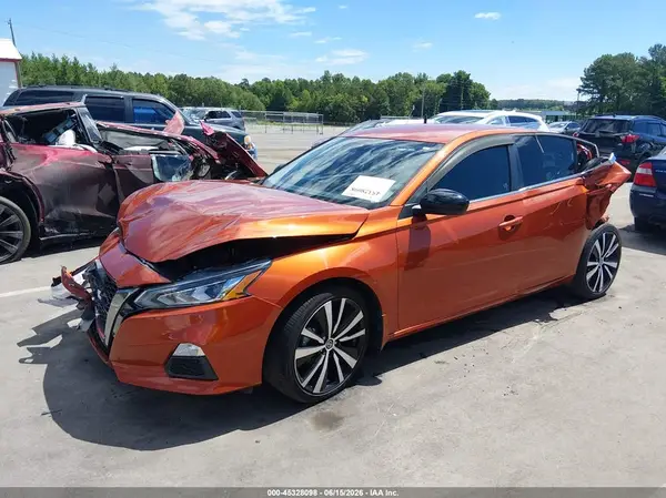 1N4BL4CV2MN384392 2021 NISSAN ALTIMA - Image 2
