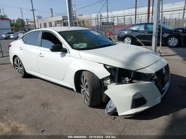 1N4BL4CV2MN385302 2021 NISSAN ALTIMA - Image 1