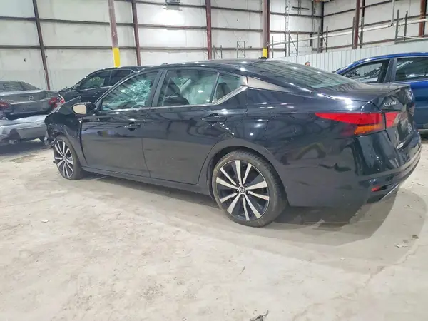 1N4BL4CV2MN390564 2021 NISSAN ALTIMA - Image 2