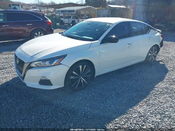 1N4BL4CV2MN401336 2021 NISSAN ALTIMA - Image 2