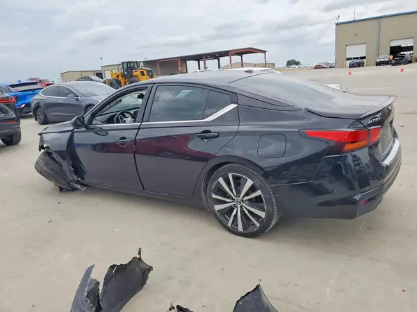 1N4BL4CV2MN406164 2021 NISSAN ALTIMA - Image 2
