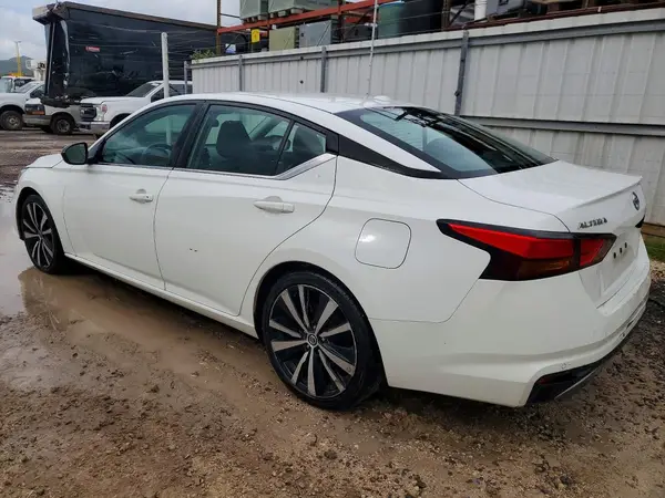 1N4BL4CV2MN410134 2021 NISSAN ALTIMA - Image 2