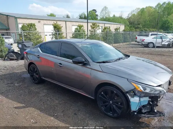 1N4BL4CV2MN417391 2021 NISSAN ALTIMA - Image 1