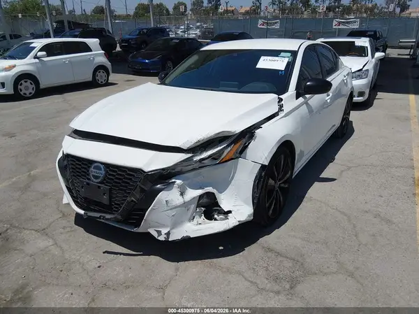1N4BL4CV2MN418184 2021 NISSAN ALTIMA - Image 2
