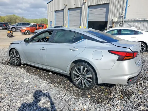 1N4BL4CV2MN418945 2021 NISSAN ALTIMA - Image 2