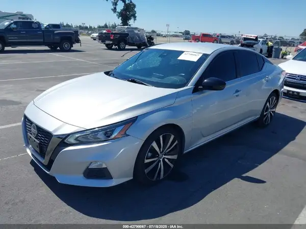 1N4BL4CV2MN420291 2021 NISSAN ALTIMA - Image 2