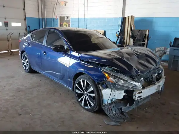 1N4BL4CV2NN302209 2022 NISSAN ALTIMA - Image 1