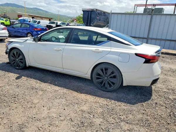 1N4BL4CV2NN307104 2022 NISSAN ALTIMA - Image 2