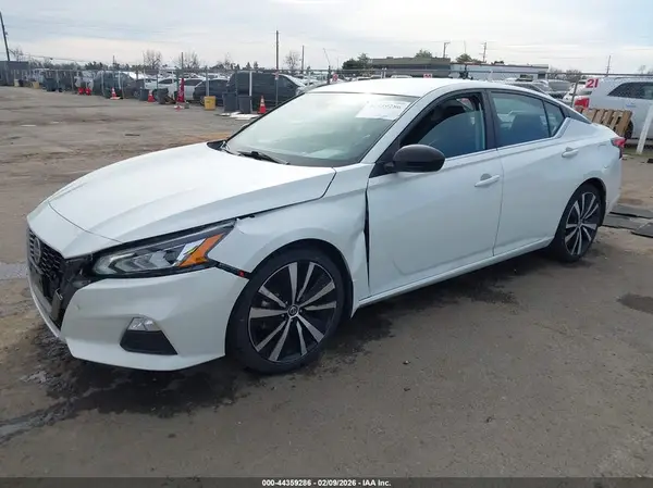 1N4BL4CV2NN312965 2022 NISSAN ALTIMA - Image 2