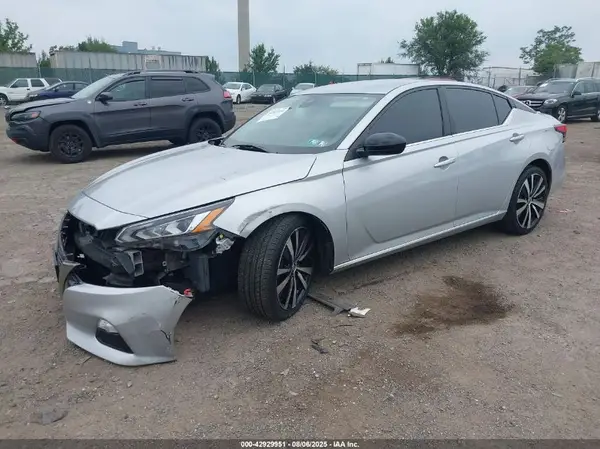 1N4BL4CV2NN314179 2022 NISSAN ALTIMA - Image 2
