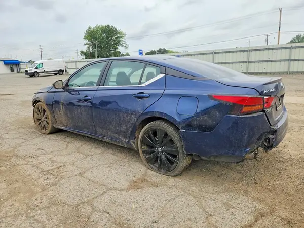 1N4BL4CV2NN319057 2022 NISSAN ALTIMA - Image 2