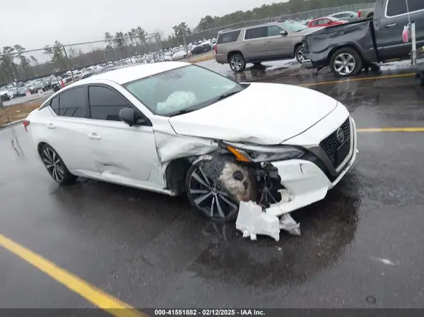 1N4BL4CV2NN320077 2022 NISSAN ALTIMA - Image 1