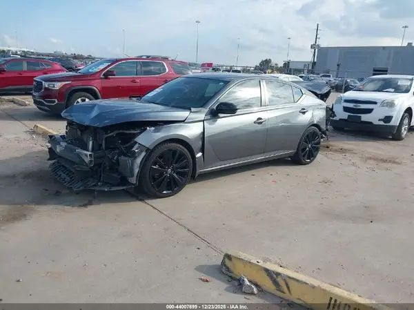 1N4BL4CV2NN325666 2022 NISSAN ALTIMA - Image 2