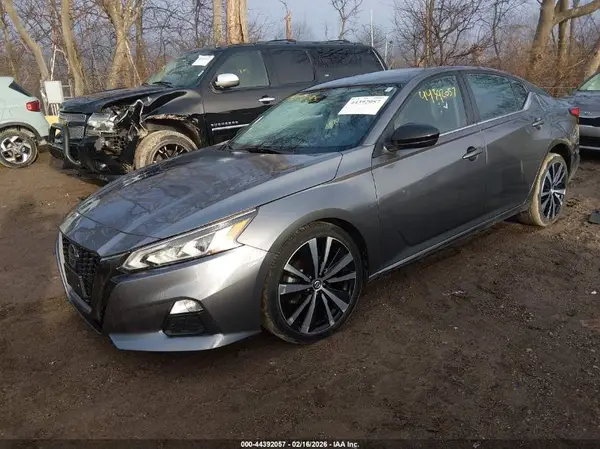 1N4BL4CV2NN334884 2022 NISSAN ALTIMA - Image 2