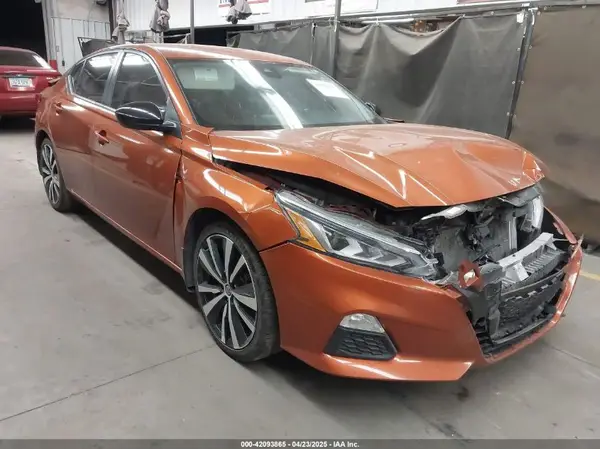 1N4BL4CV2NN336165 2022 NISSAN ALTIMA - Image 1