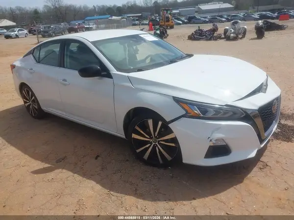 1N4BL4CV2NN350230 2022 NISSAN ALTIMA - Image 1