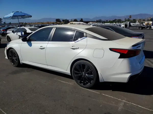 1N4BL4CV2NN352656 2022 NISSAN ALTIMA - Image 2