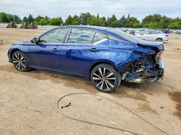 1N4BL4CV2NN366461 2022 NISSAN ALTIMA - Image 2