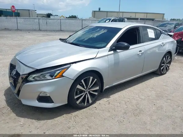 1N4BL4CV2NN367366 2022 NISSAN ALTIMA - Image 2