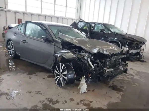 1N4BL4CV2NN376696 2022 NISSAN ALTIMA - Image 1