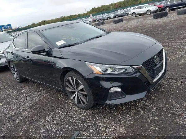 1N4BL4CV2NN379419 2022 NISSAN ALTIMA - Image 1