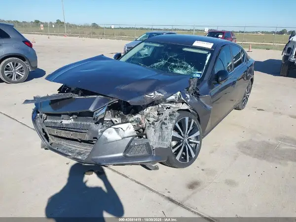 1N4BL4CV2NN388136 2022 NISSAN ALTIMA - Image 2