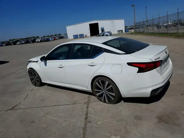 1N4BL4CV2NN394549 2022 NISSAN ALTIMA - Image 2
