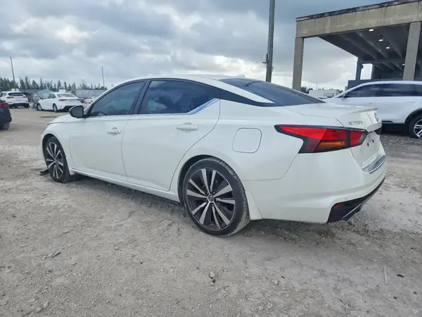 1N4BL4CV2NN420860 2022 NISSAN ALTIMA - Image 2