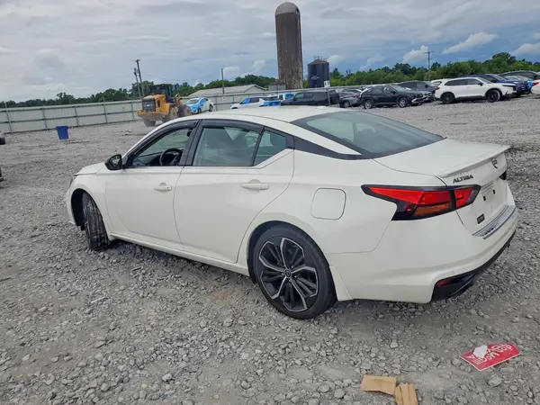 1N4BL4CV2PN315898 2023 NISSAN ALTIMA - Image 2